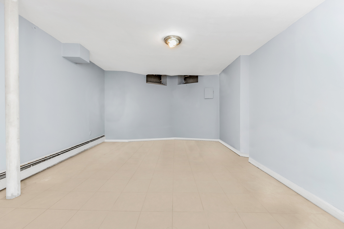 397 Douglass Street Brooklyn, NY 11217 - Photo 14 of 15 a view of an empty room