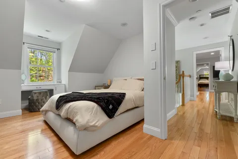 Contact Agent | 5 Jamaica Lane, Haverhill, MA 01830