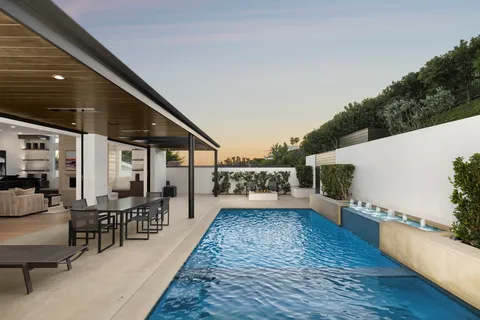 $11,495,000 | 621 Malabar Drive, Corona del Mar, CA 92625