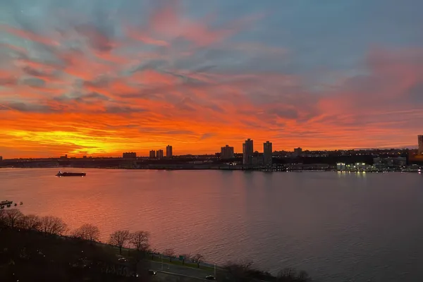 $6,495,000 | 137 Riverside Drive, Unit 12B | Upper West Side