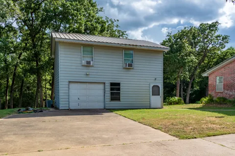 $350,000 | 1213 Lakeland Drive South, Hilltop Lakes, TX 77871