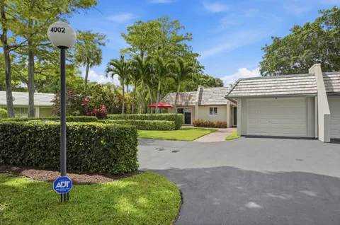 $730,000 | 4002 South Cypress Lane, Unit P17, Pompano Beach, FL 33069