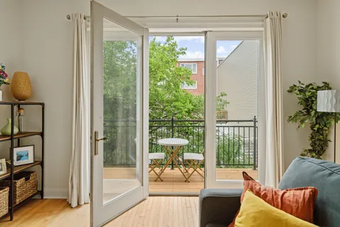 $599,000 | 1905 Green Street, Unit 11, Philadelphia, PA 19130