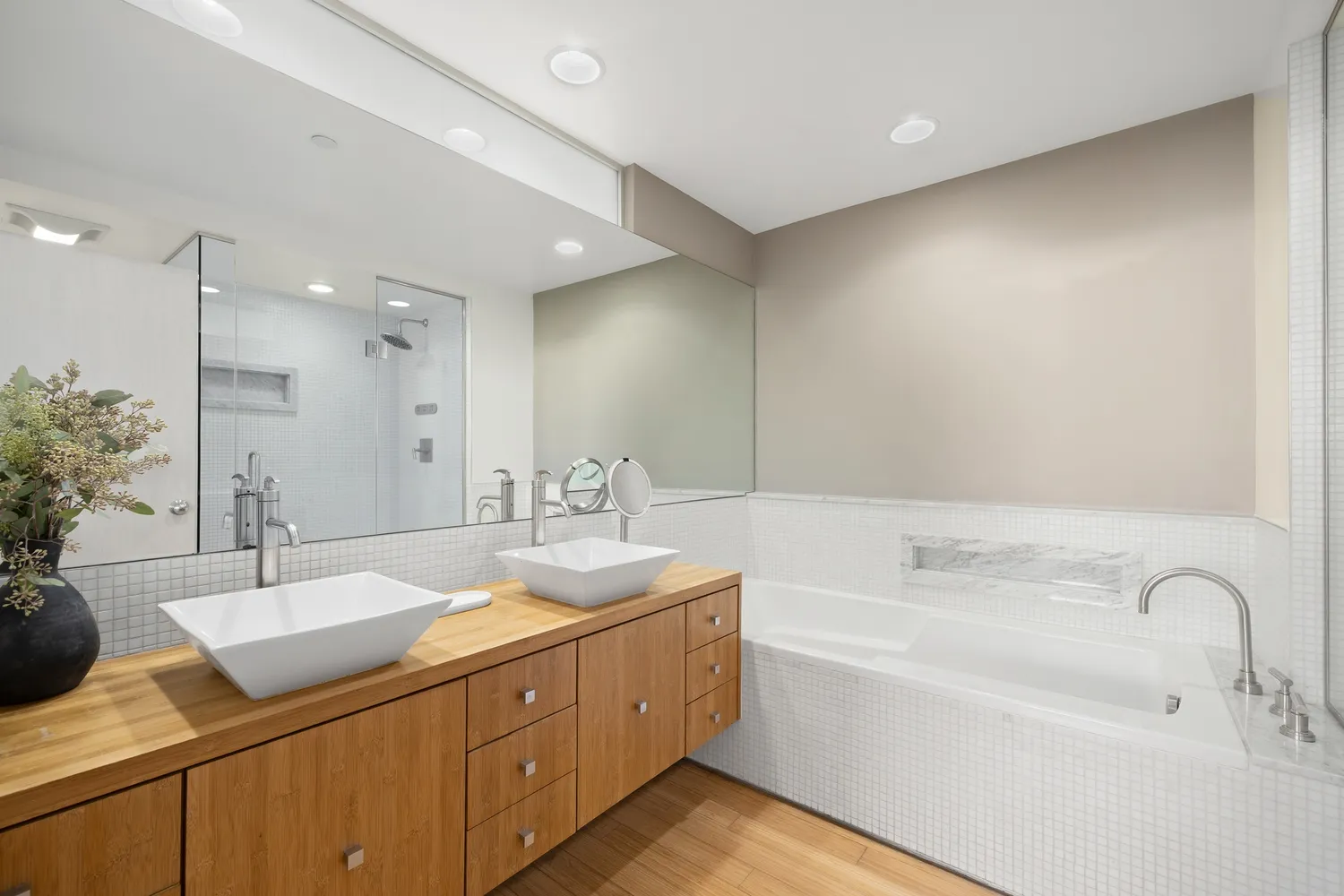 $1,675,000 | 950 North Orange Grove Avenue, Unit 2, Los Angeles, CA 90046