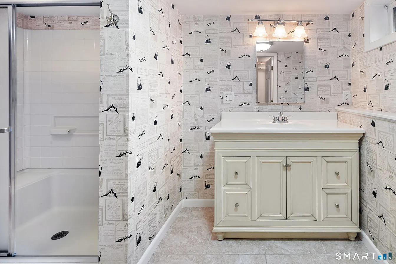 39 Tannery Lane South Weston, CT 06883 - Photo 21 of 26