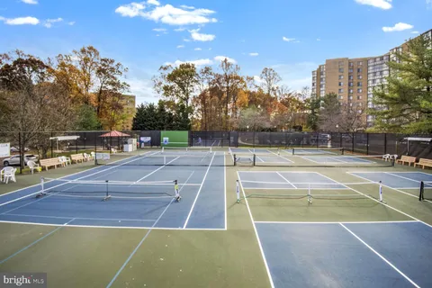 a view of a tennis court