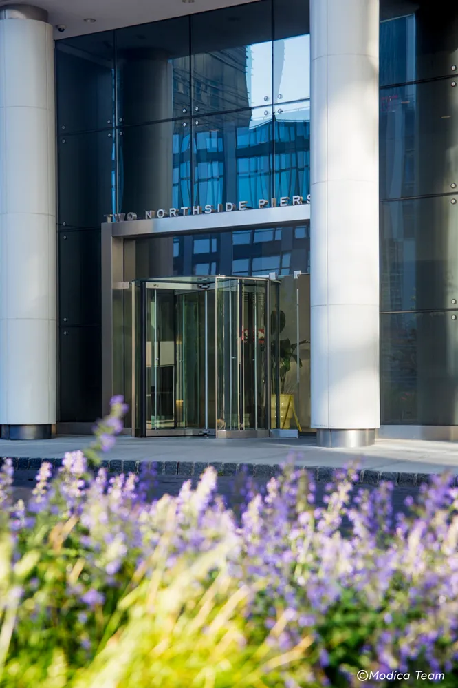 a picture of a wall with a white wall