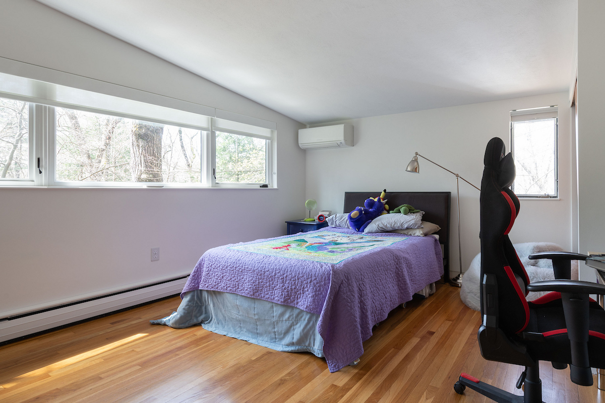 42 Peacock Farm Road Lexington, MA 02421 - Photo 16 of 26