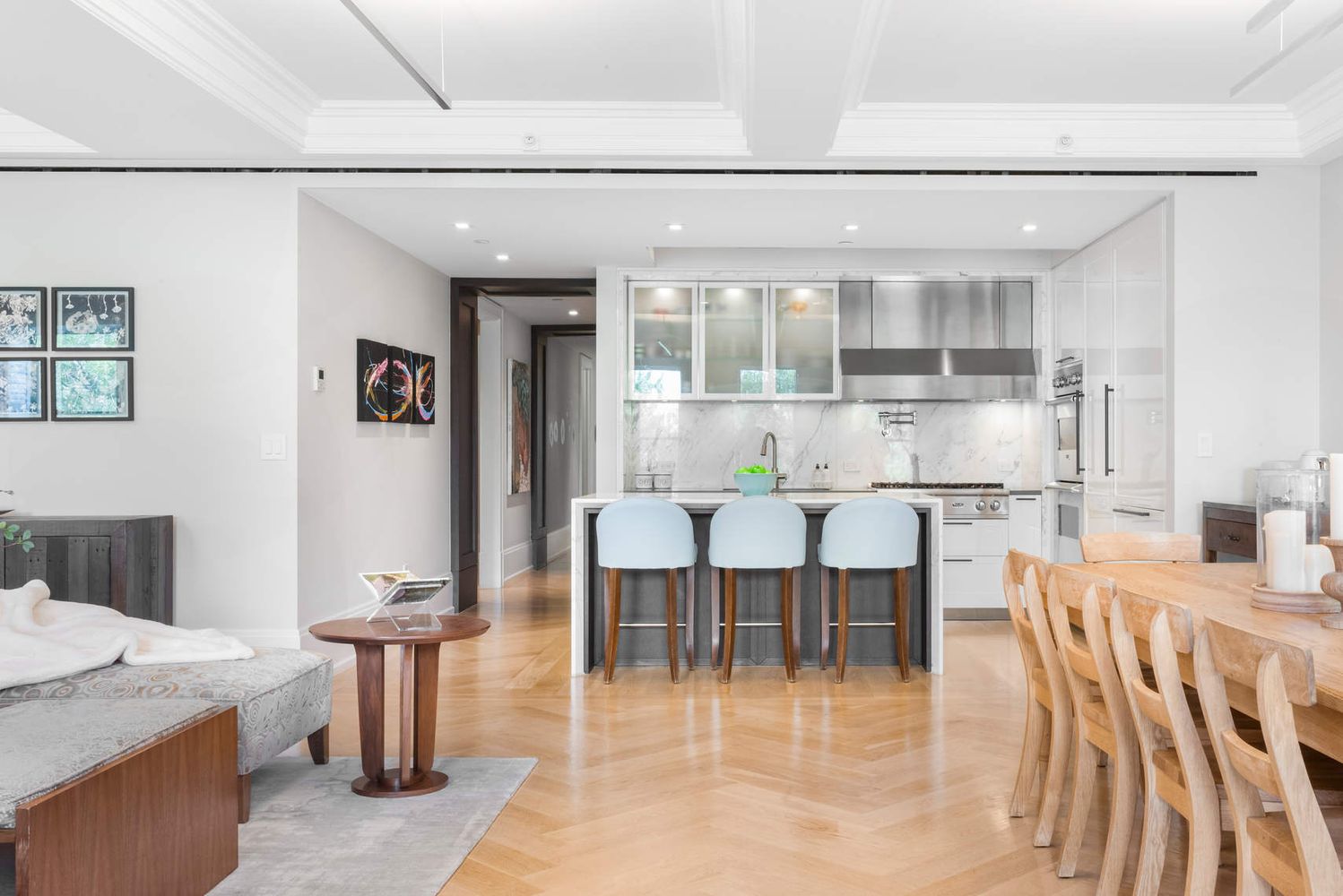 182 West 82nd Street, Unit 4E Manhattan, NY 10024 - Photo 5 of 25 a dining room with furniture and window