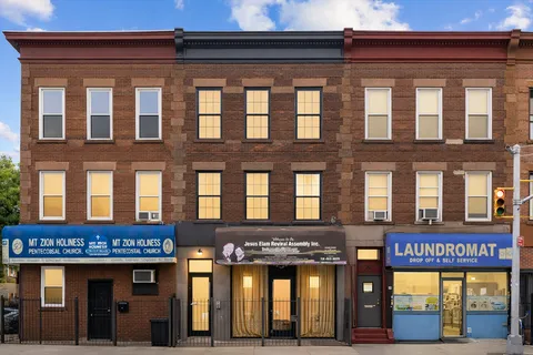 $1,495,000 | 34 Rockaway Avenue, Unit MIXED | Bedford-Stuyvesant