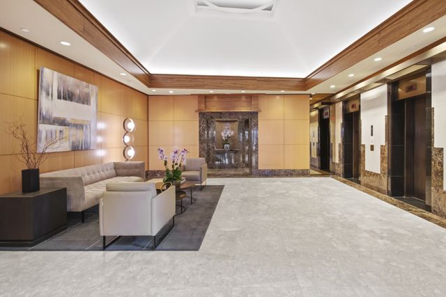 171 East 84th Street, Unit 25A Manhattan, NY 10028 - Photo 5 of 10