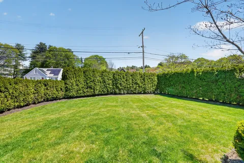 $1,265,000 | 2 Heritage Lane, Saugus, MA 01906