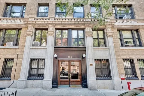 $1,765,000 | 160 West 95th Street, Unit 4A | Upper West Side