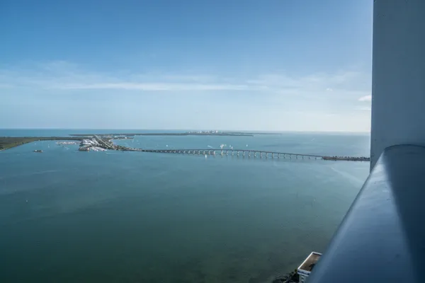 $1,385,000 | 1331 Brickell Bay Drive, Unit 408, Miami, FL 33131