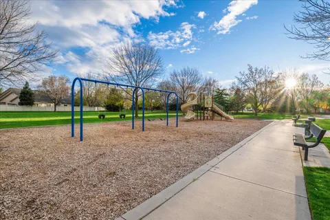 $711,300 | 1848 East SummerDawn Drive, Meridian, ID 83646