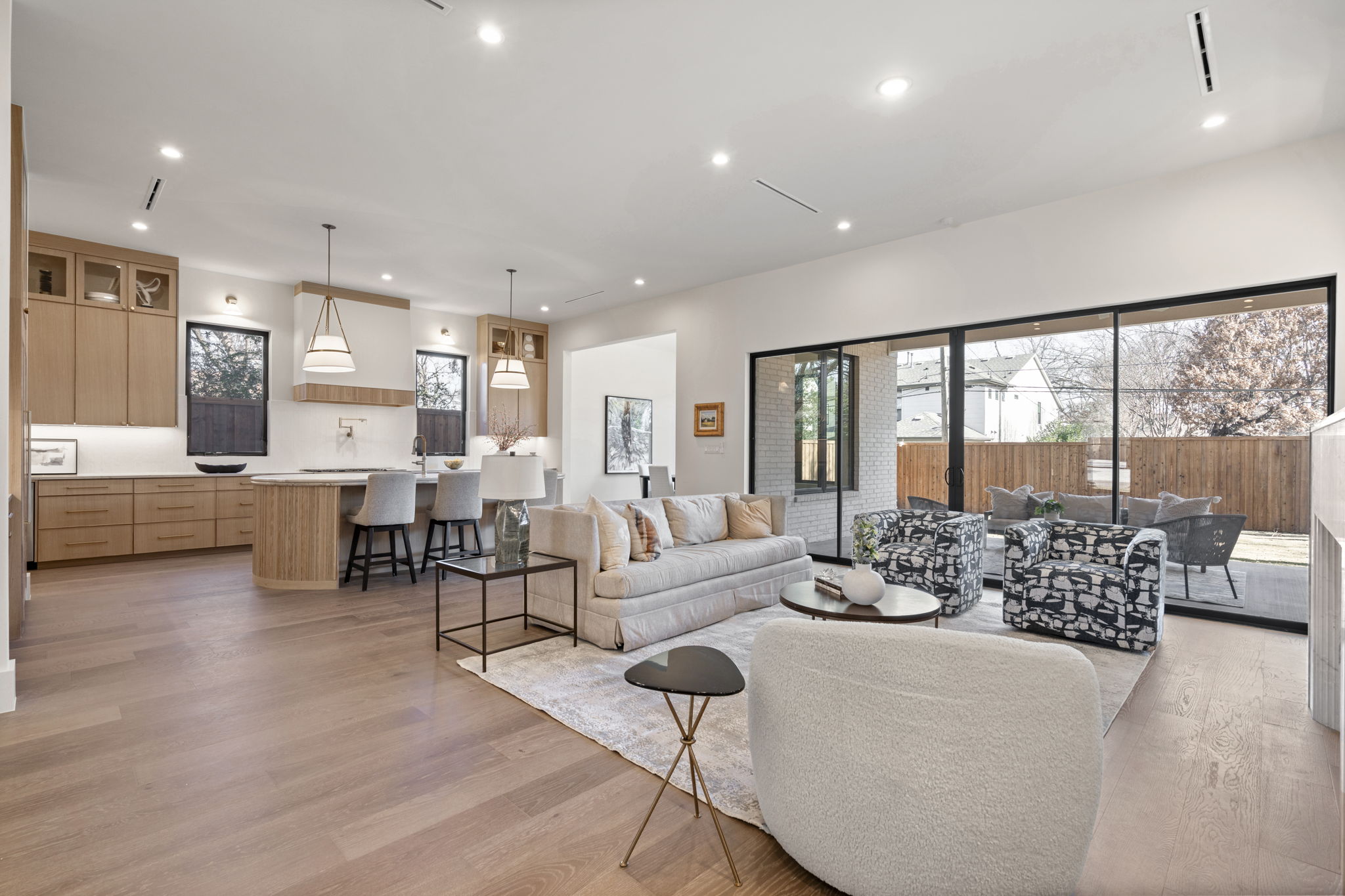 4230 Concho Street Dallas, TX 75206 - Photo 2 of 35