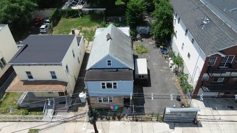 Contact Agent | 215 Fulton Avenue, Jersey City, NJ 07305