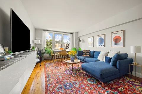 $439,000 | 495 East 7th Street, Unit 5K | Kensington