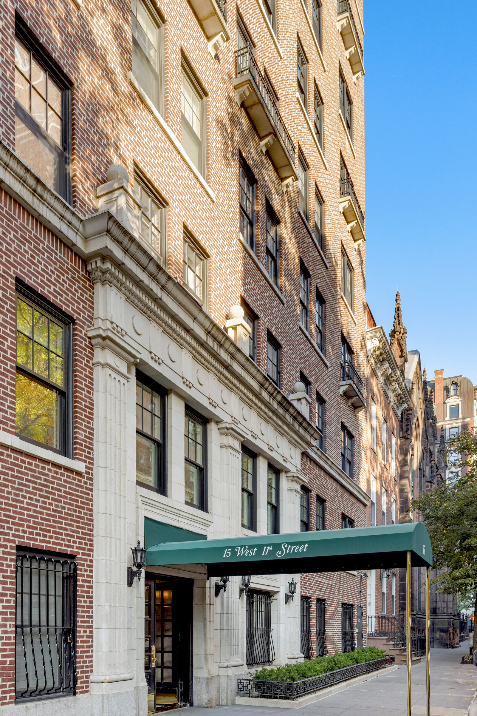 15 West 11th Street, Unit 9A Manhattan, NY 10011 - Photo 8 of 9 a front view of a building