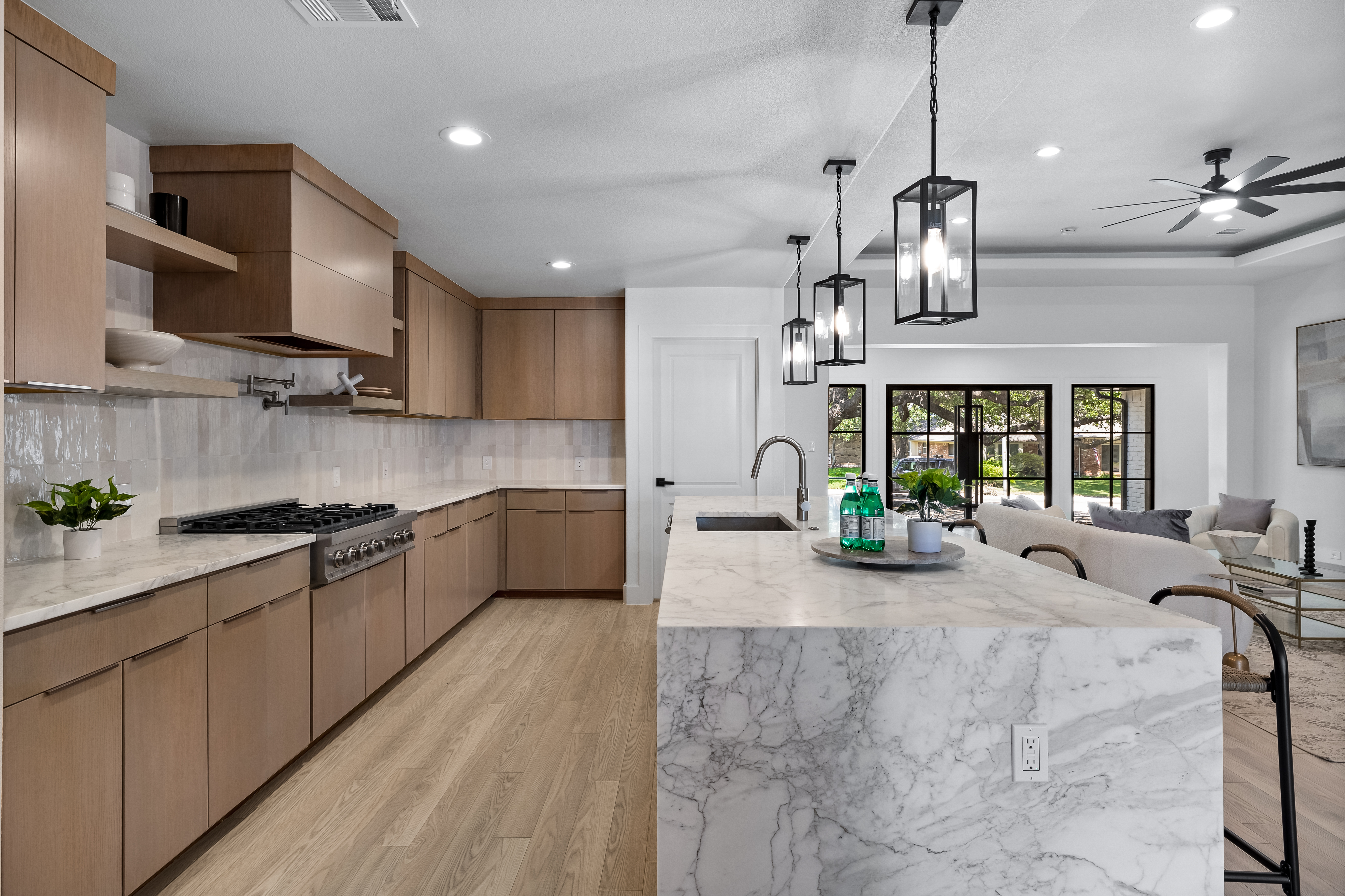 7724 Bantry Lane Dallas, TX 75248 - Photo 17 of 48