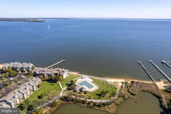 $595,000 | 2110 Chesapeake Harbour Drive East, Unit 101, Annapolis, MD 21403