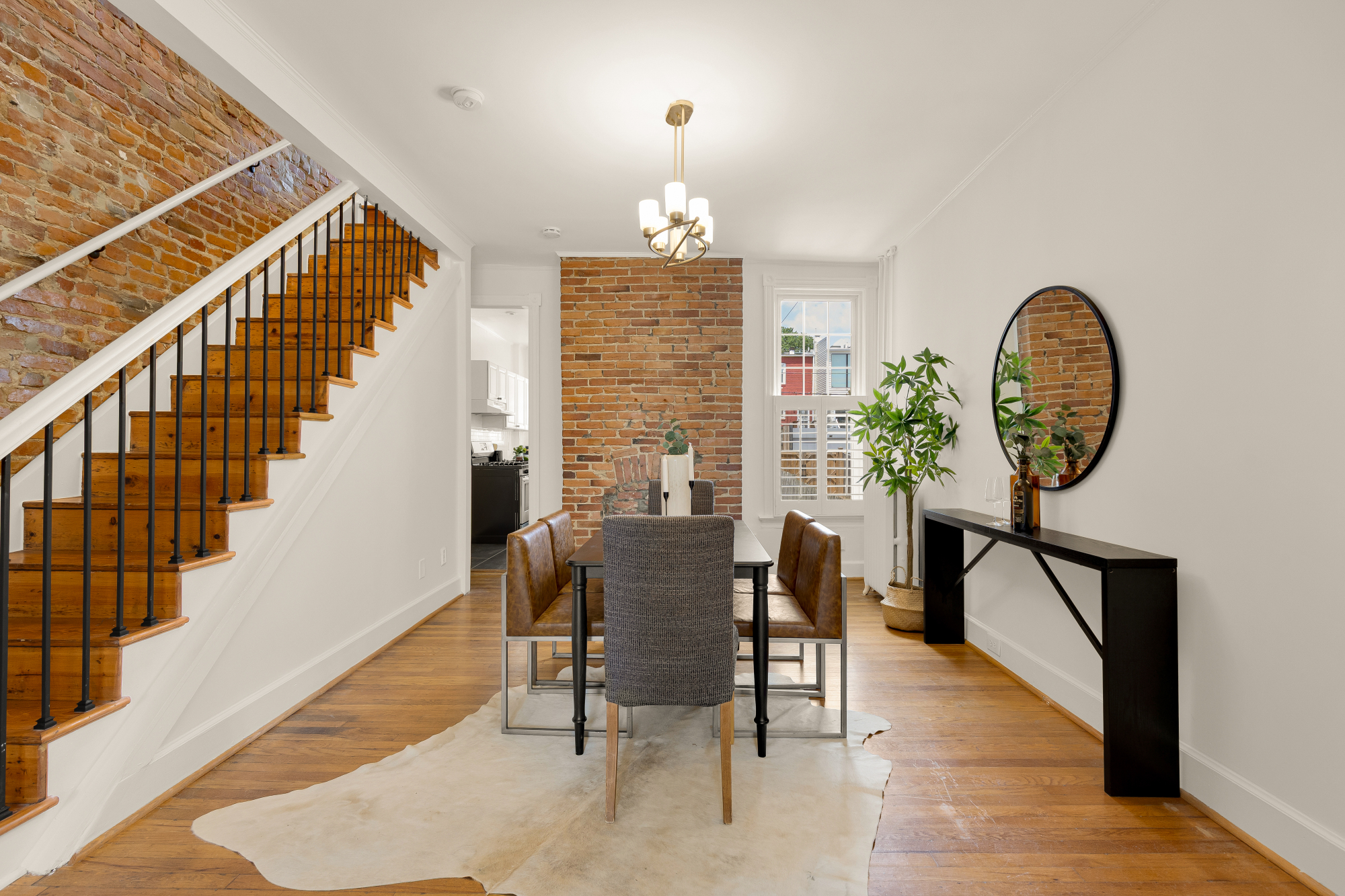 1430 K Street Southeast Washington, DC 20003 - Photo 5 of 28