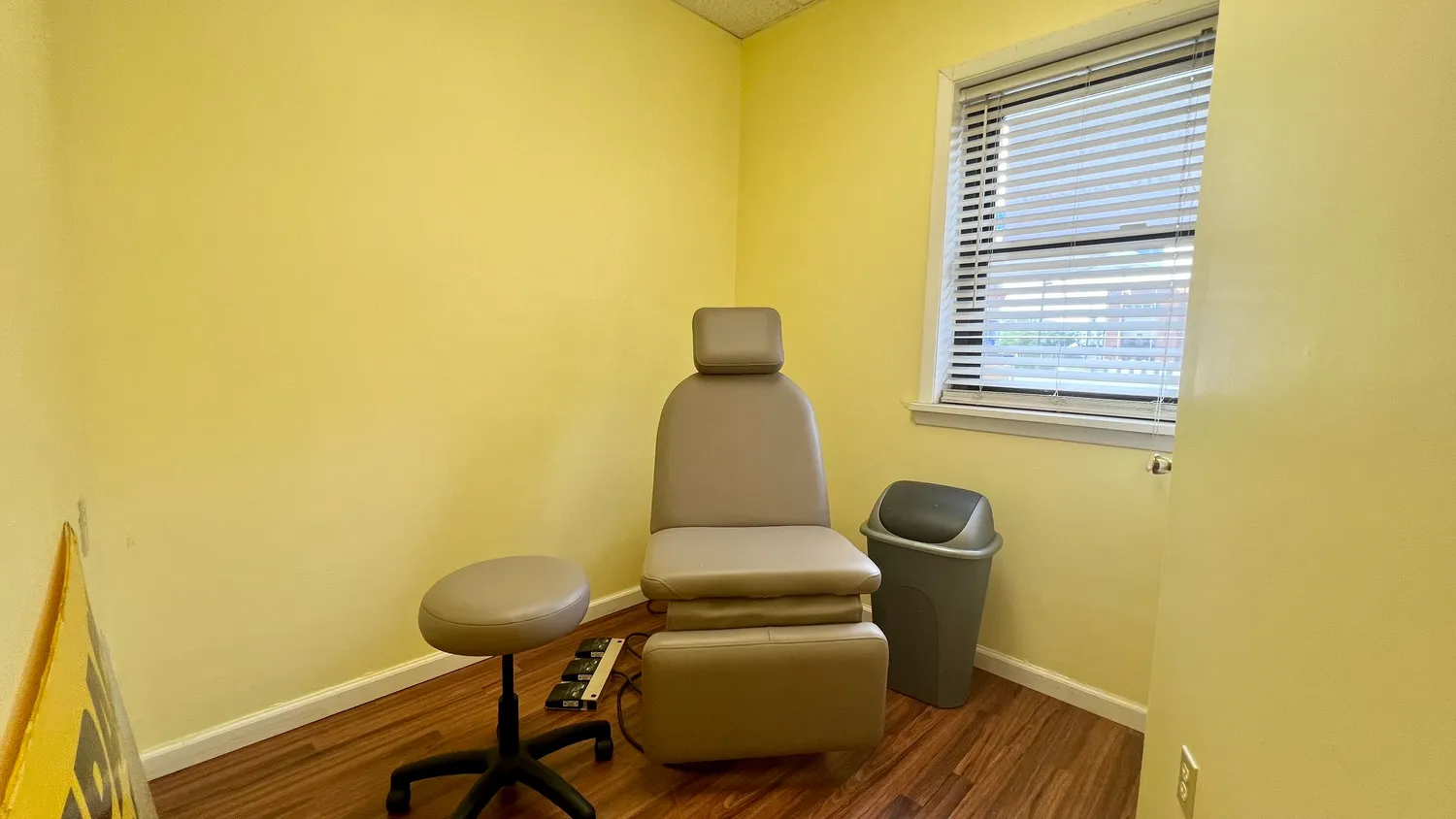 $1,600 | 29 Glen Cove Avenue, Unit 102, Glen Cove, NY 11542