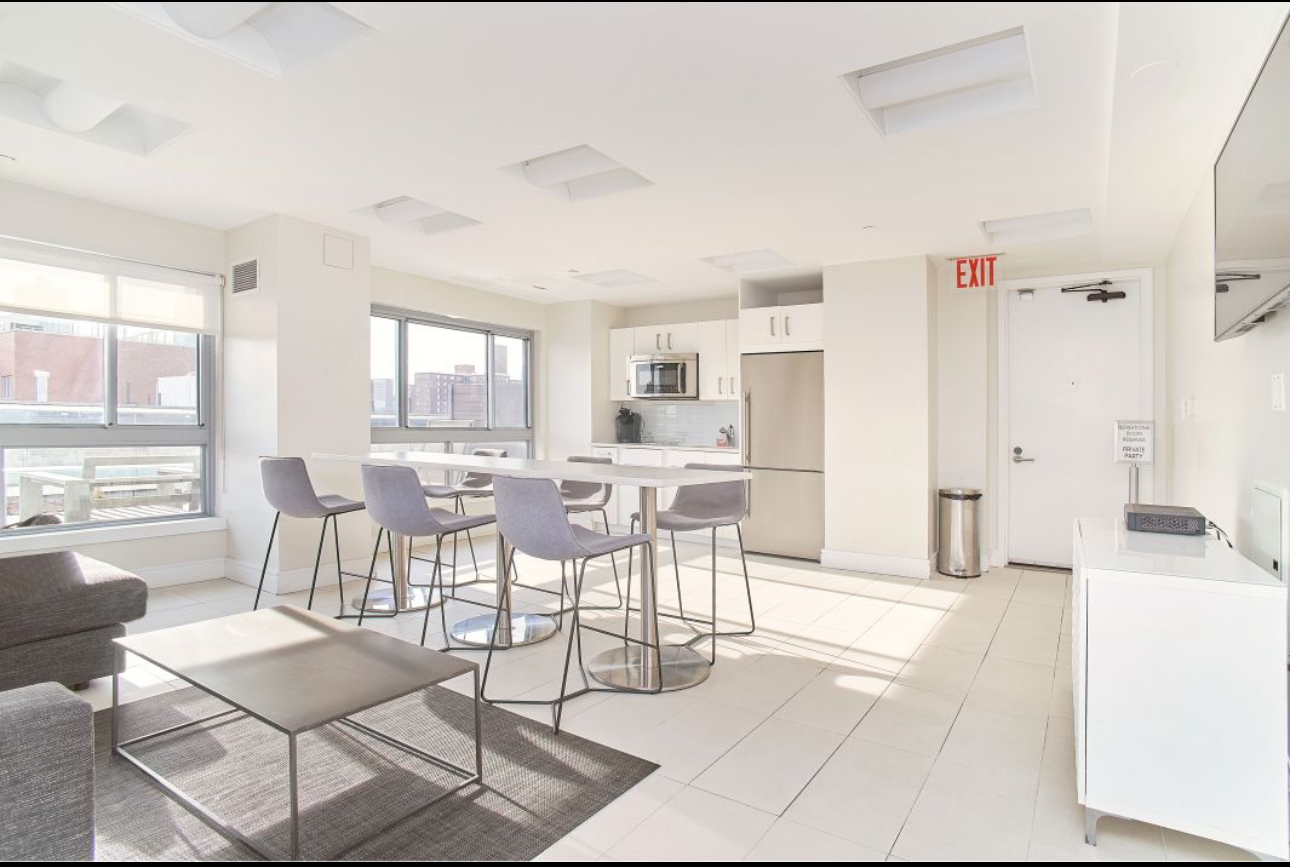 171 West 131st Street, Unit 303 Manhattan, NY 10027 - Photo 10 of 12 Gallery Image 10