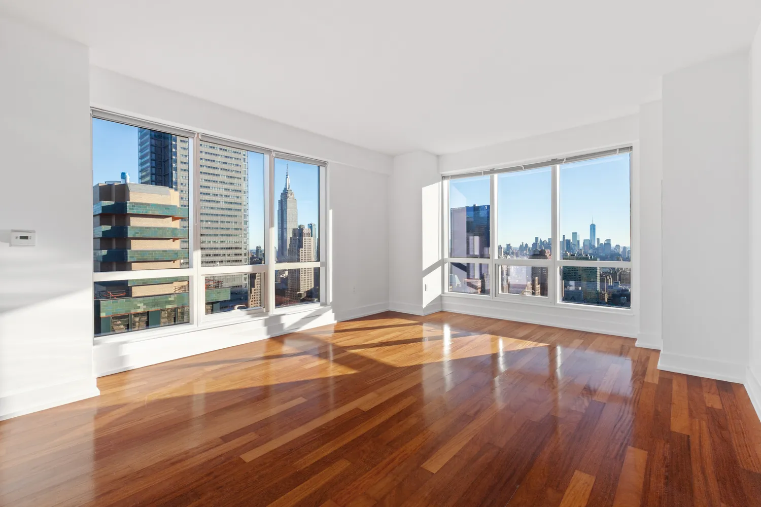 $5,300 | 350 West 42nd Street, Unit 48E | Hell's Kitchen