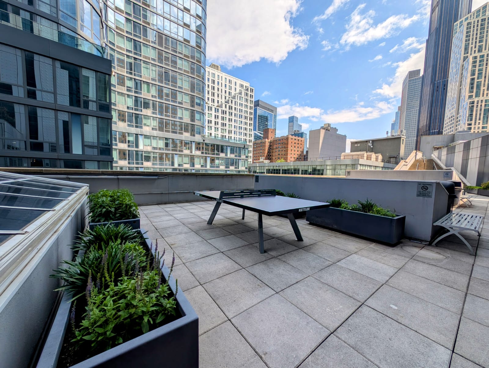 150 Myrtle Avenue, Unit 2503 Brooklyn, NY 11201 - Photo 21 of 28 a view of a terrace with sitting area