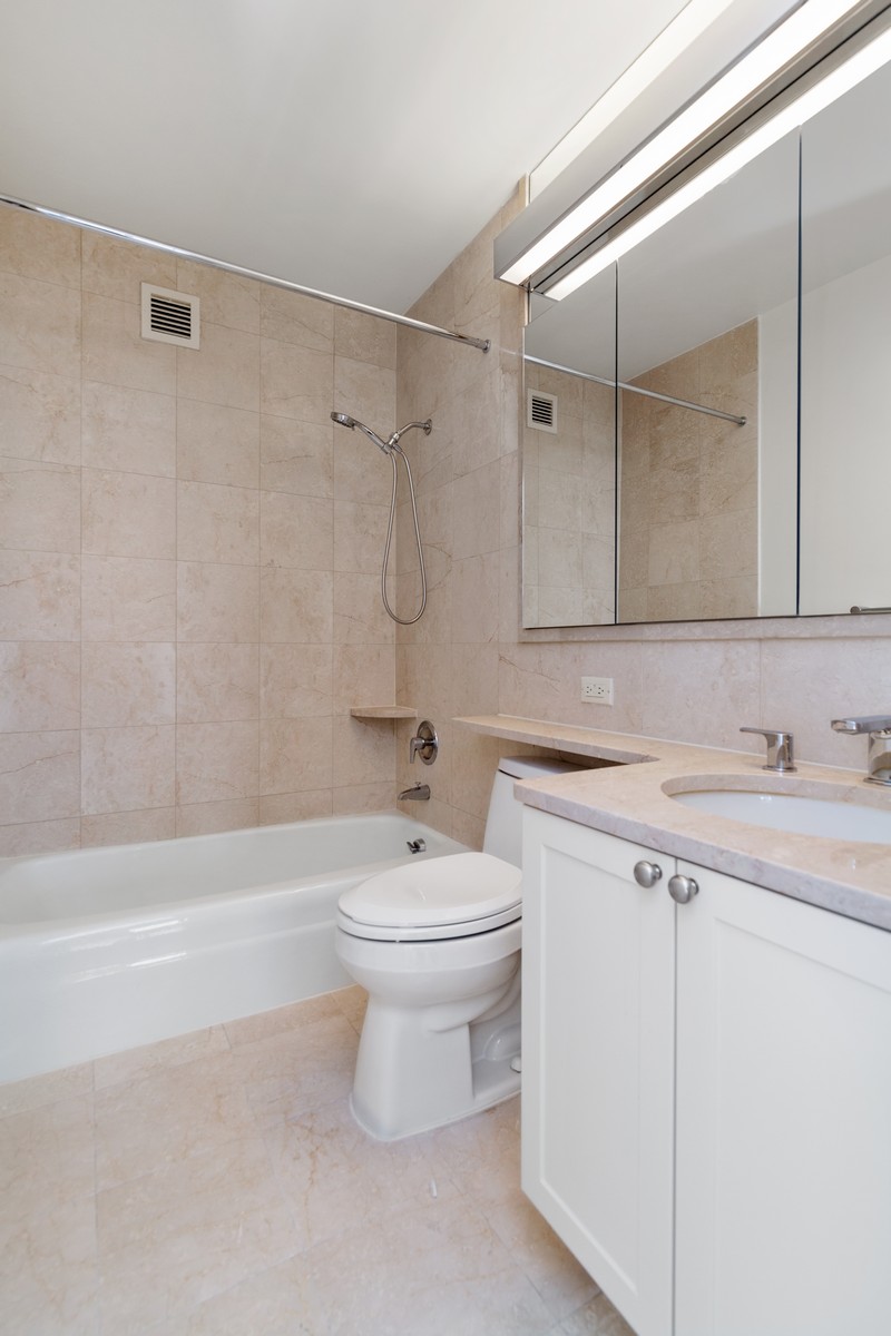 240 East 39th Street, Unit Undisclosed Manhattan, NY 10016 - Photo 7 of 15 Gallery Image 7