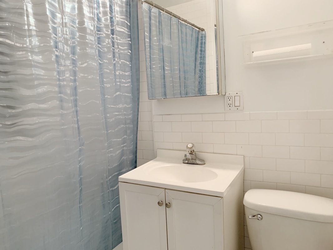 86 Horatio Street, Unit 3B Manhattan, NY 10014 - Photo 4 of 5