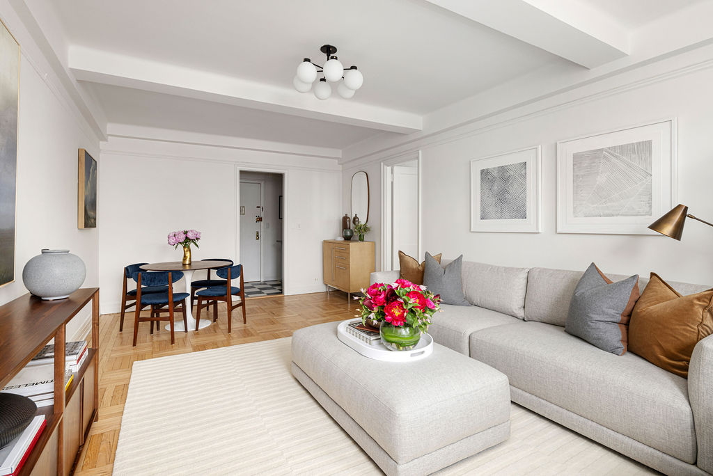 235 West 102nd Street, Unit 9H Manhattan, NY 10025 - Photo 2 of 12