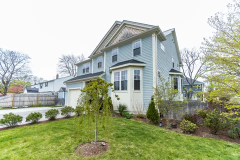 $2,450,000 | 31 Kappius Path, Newton, MA 02459