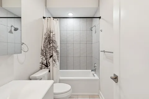 $724,900 | 1305 North 27th Street, Unit 5, Philadelphia, PA 19121