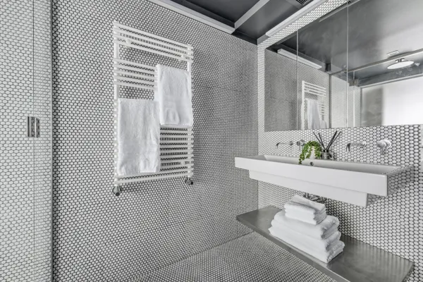 $1,495,000 | 533 East 6th Street, Unit 5 | East Village