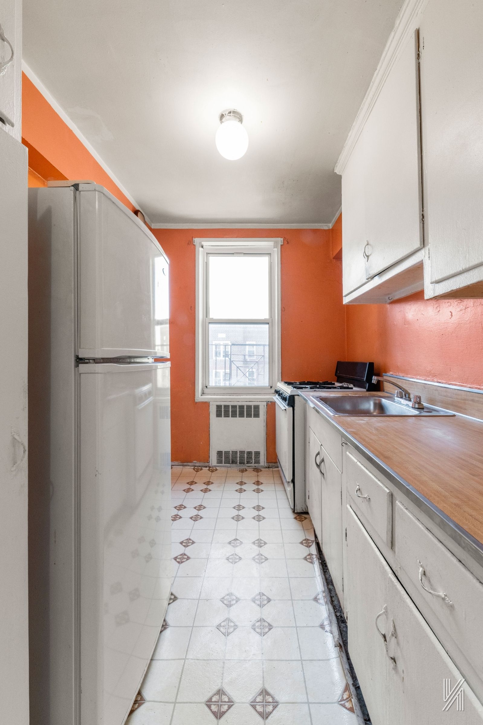 88-01 35th Avenue, Unit 6B Queens, NY 11372 - Photo 8 of 20