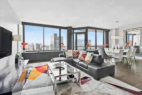 $1,595,000 | 418 East 59th Street, Unit 35A | Sutton Place