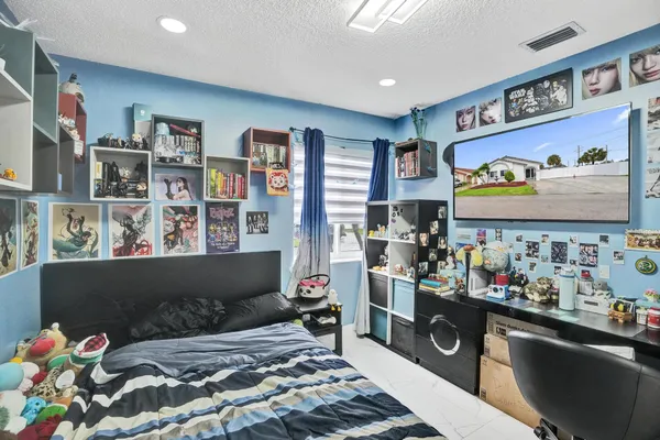 $649,990 | 7635 Northwest 168th Terrace, Hialeah, FL 33015