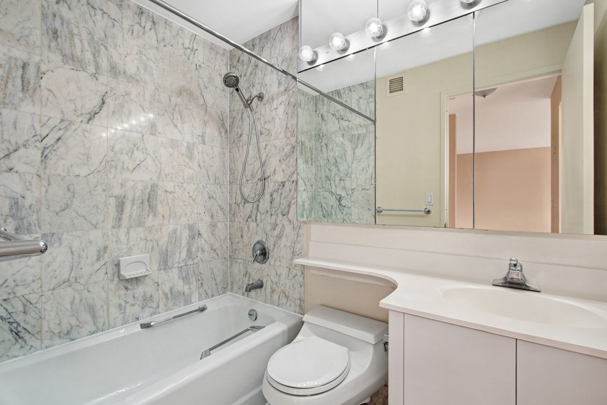 445 5th Avenue, Unit 26C Manhattan, NY 10016 - Photo 5 of 6