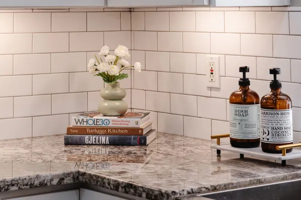 $1,799,000 | 230 Ardmore Avenue, Hermosa Beach, CA 90254