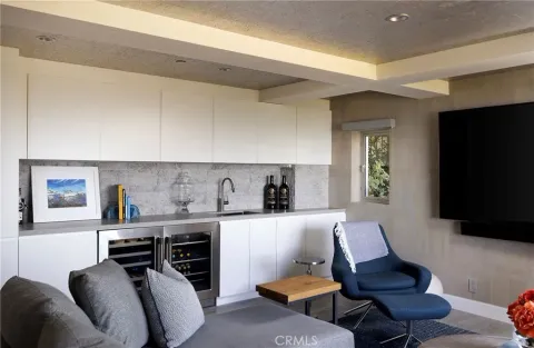 $7,450,000 | 1238 Anacapa Way, Laguna Beach, CA 92651