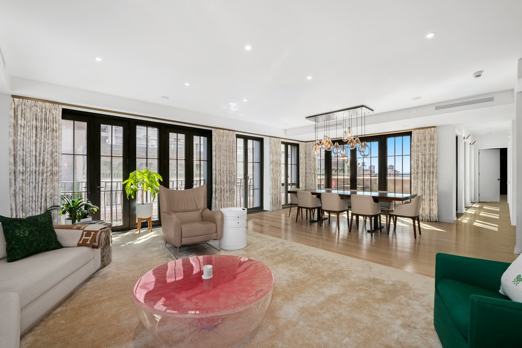 221 West 77th St Unit 15  