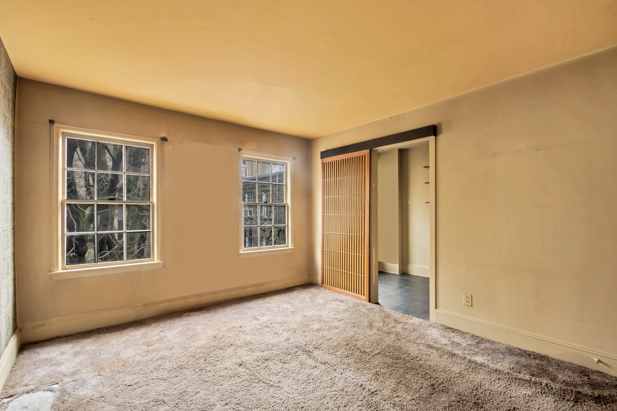 119 West 10th Street Manhattan, NY 10011 - Photo 22 of 29