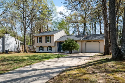 $420,000 | 3023 Huntington Circle, Waldorf, MD 20602