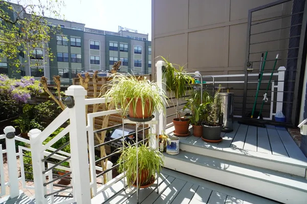 $1,460,000 | E Street Southeast, Washington, DC 20003