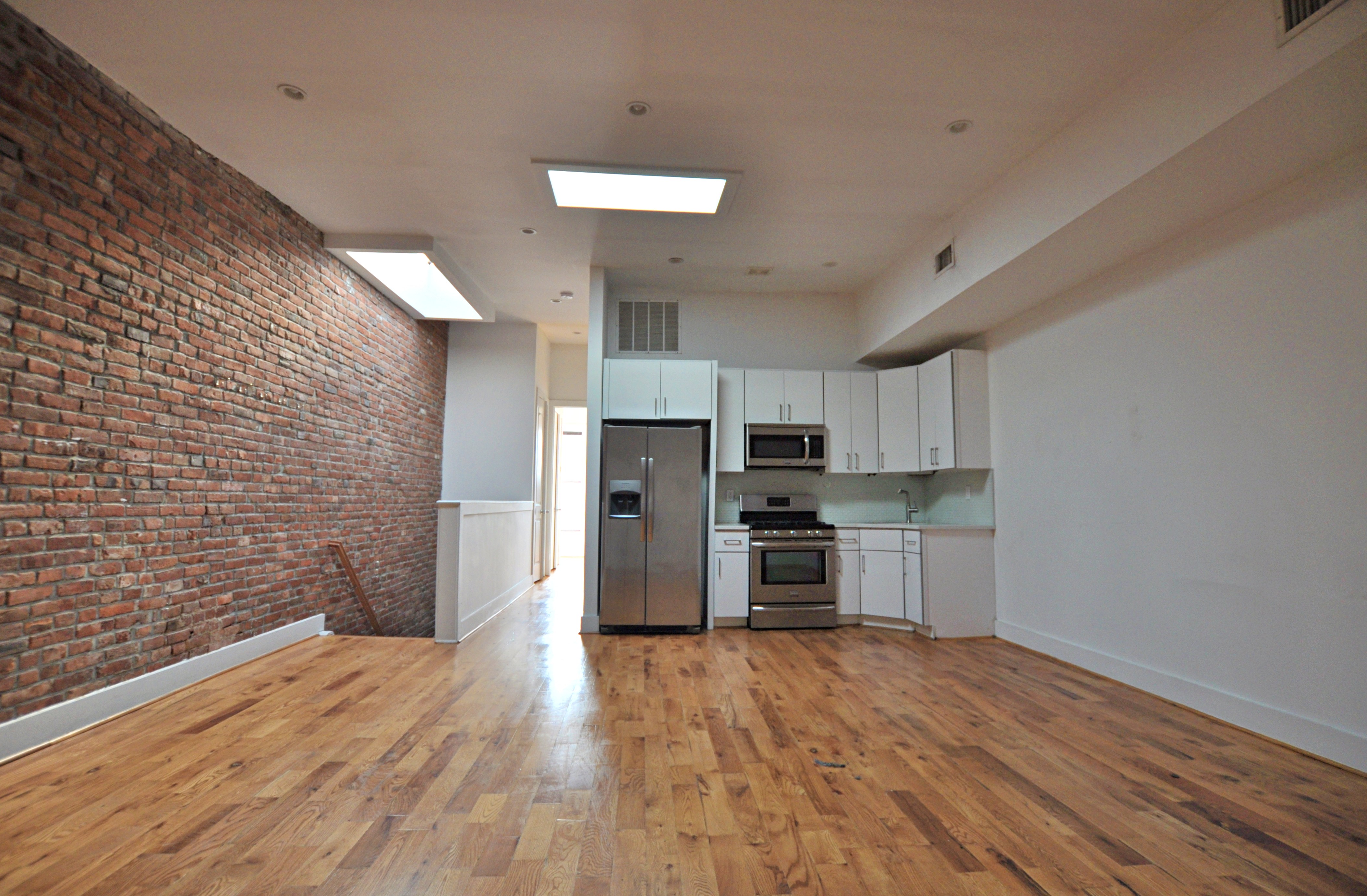 299 Pulaski Street, Unit 2 Brooklyn, NY 11206 - Photo 1 of 9