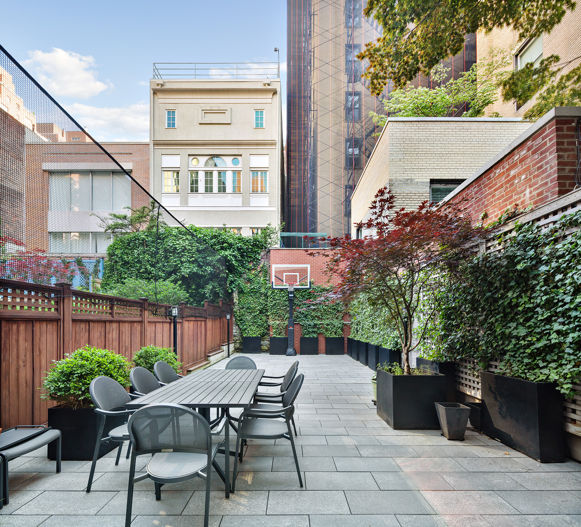 154 East 74th Street Manhattan, NY 10021 - Photo 6 of 23