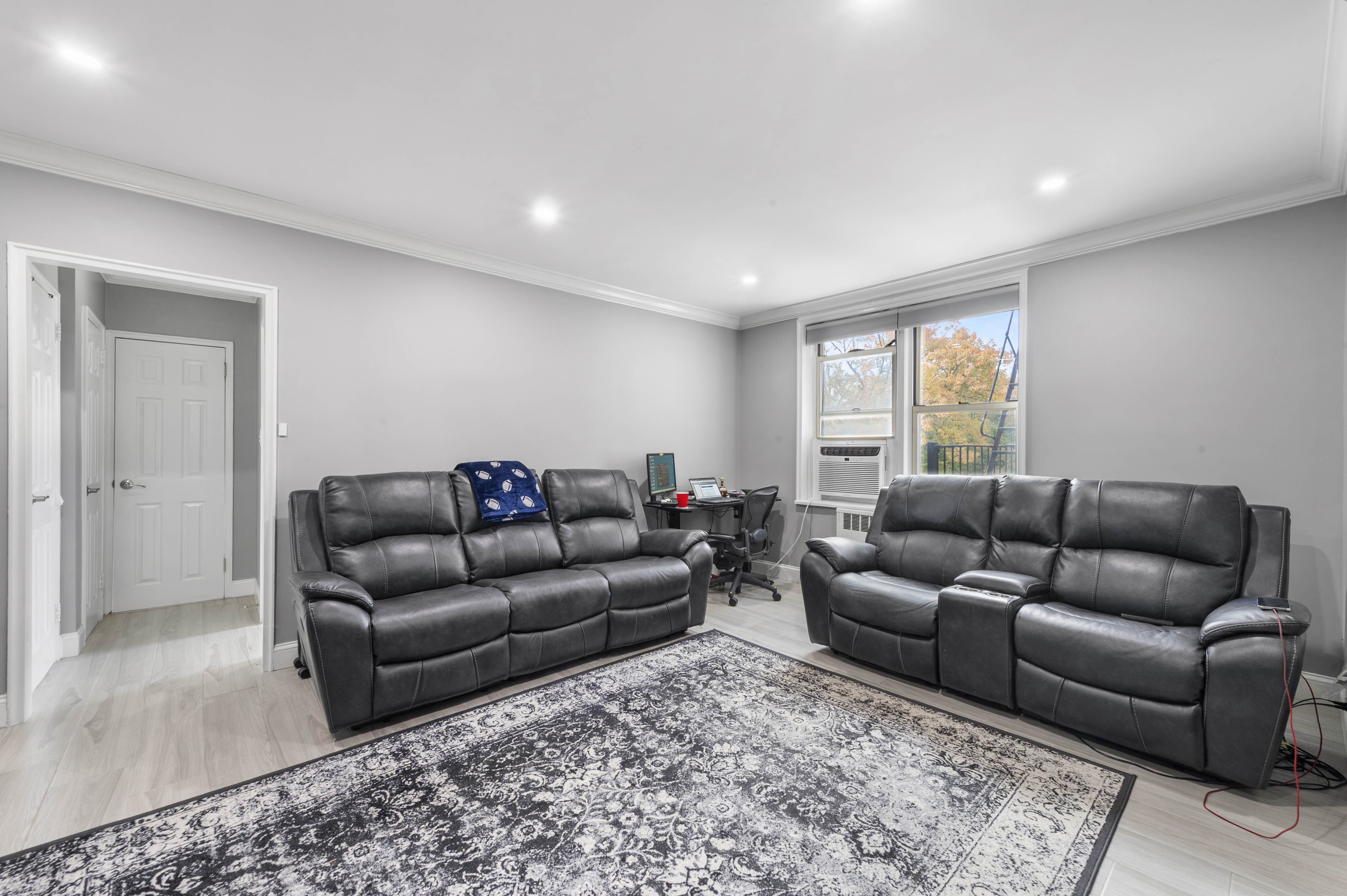 5639 Netherland Avenue, Unit 5C Bronx, NY 10471 - Photo 2 of 13