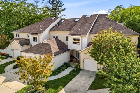 Contact Agent | Chanticleer, Cherry Hill, NJ 08003
